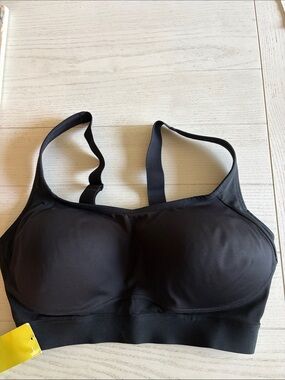 NWT in Motion Sport Bta Sz 36DD